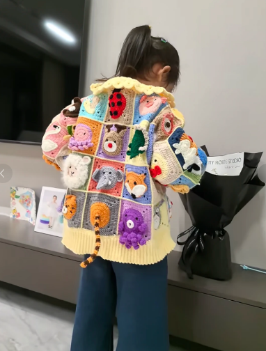 This Chinese mom spent 3 months crocheting a "zoo sweater" for her daughter