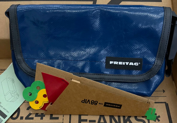 FREITAG teamed up with Taobao's VIP club to turn scrap truck tarps into tiny flowers